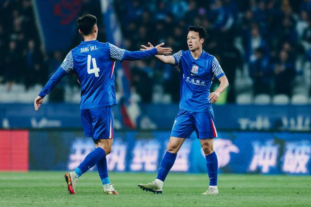 半岛体育-【中超】米内罗双响吴曦2助 申花3比1逆转玉昆