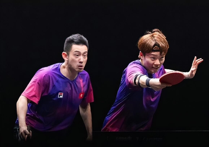 半岛体育官网-2-3！WTT常规赛再爆冷：首个头号种子被淘汰，国乒两组合会师8强|王晓彤|石洵瑶|韩菲儿|薛飞|黄友政_新浪体育_新浪新闻