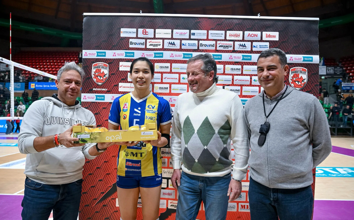 半岛体育官网-同为矮个队员，庄宇珊已闪耀意甲！刘美君路晶应好好学习|扣球|意大利女排联赛|娜塔莉亚|身高|加比_新浪新闻